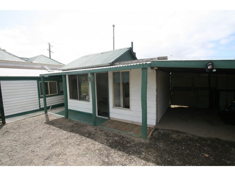 6 Campbell Street, Ararat VIC 3377