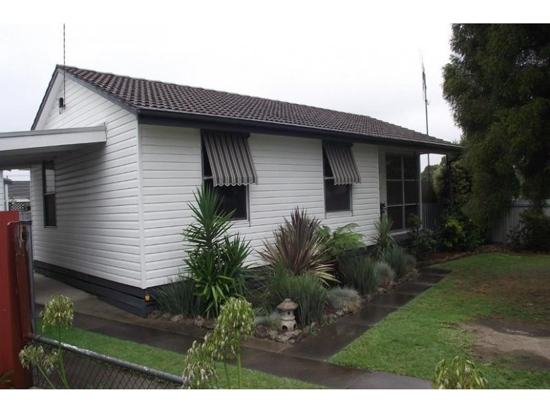 11 Capp Street, Ararat VIC 3377