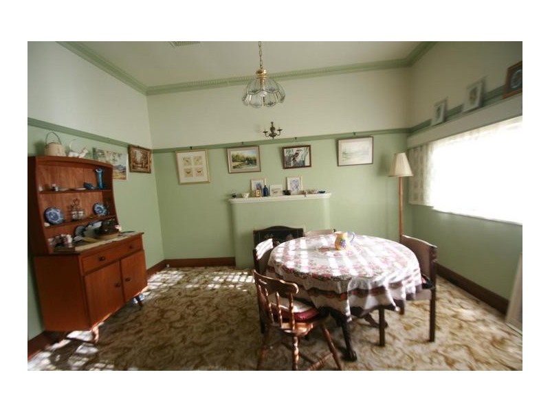 36 Barkly Street West, Ararat VIC 3377