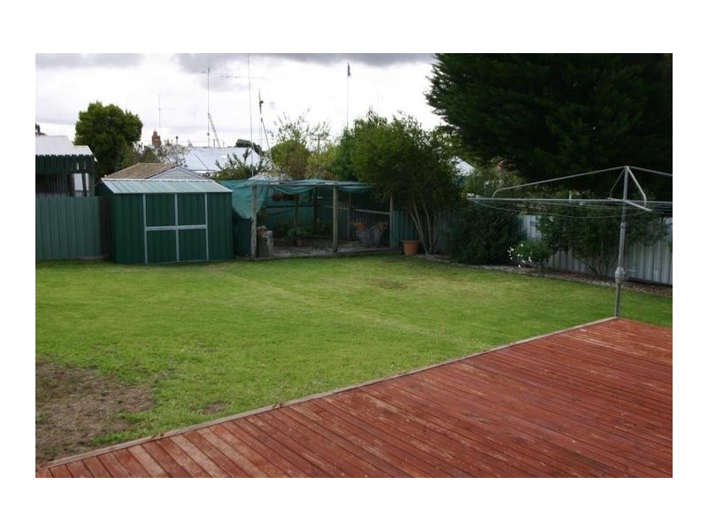 5 Rotary Avenue, Ararat VIC 3377