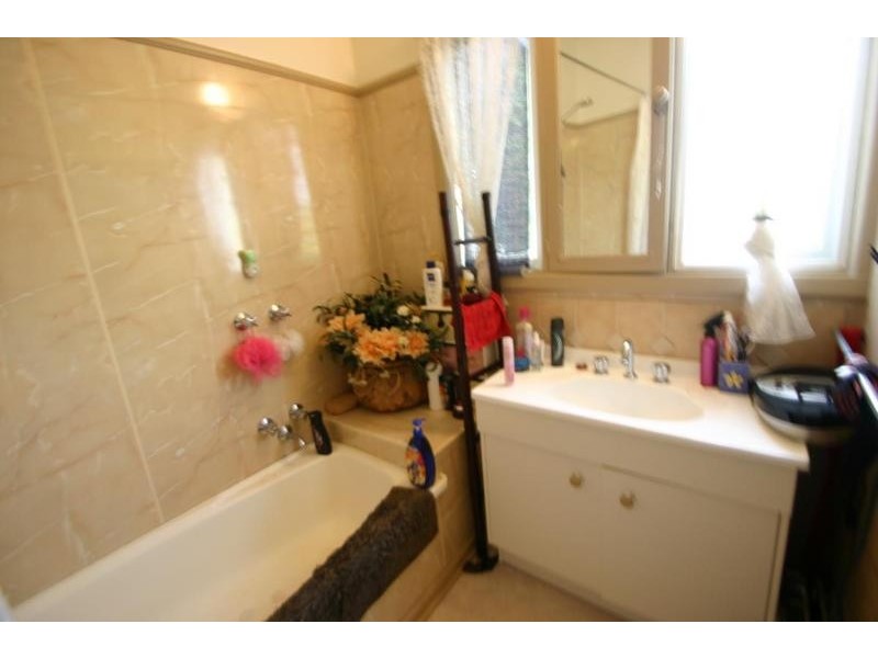 24 Montgomery Street, Ararat VIC 3377