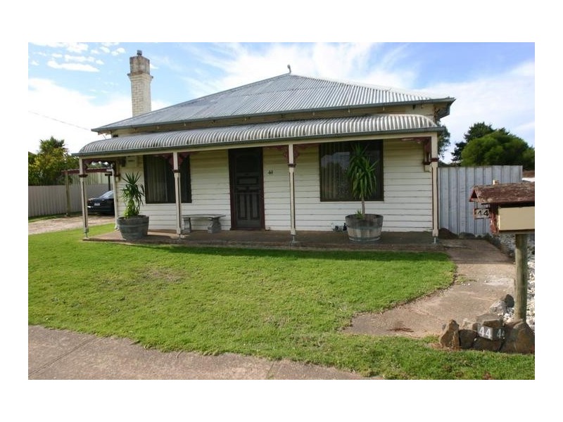 44 Baird Street, Ararat VIC 3377