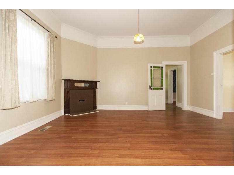 84 Moore Street, Ararat VIC 3377