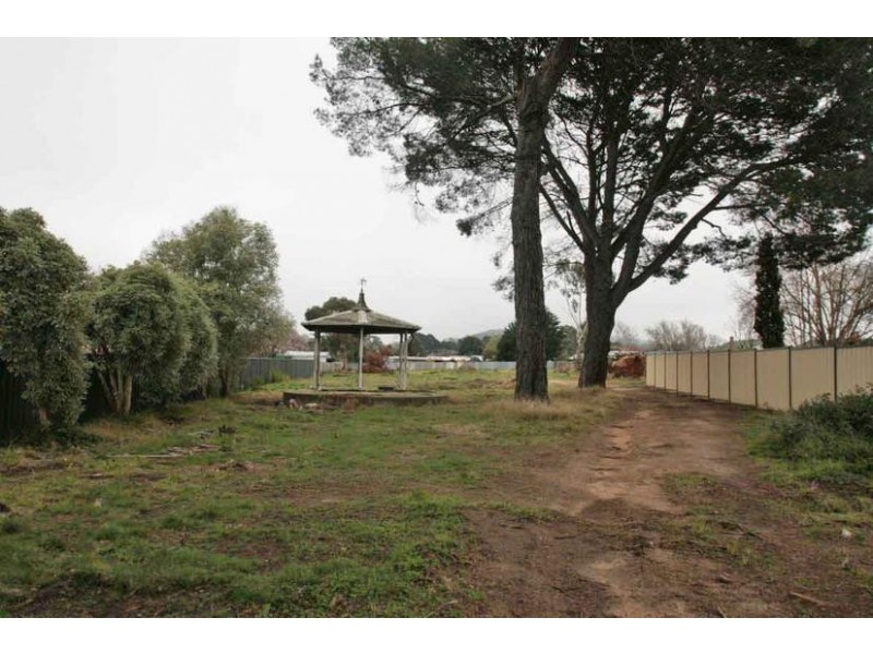 6 Port Fairy Road, Ararat VIC 3377