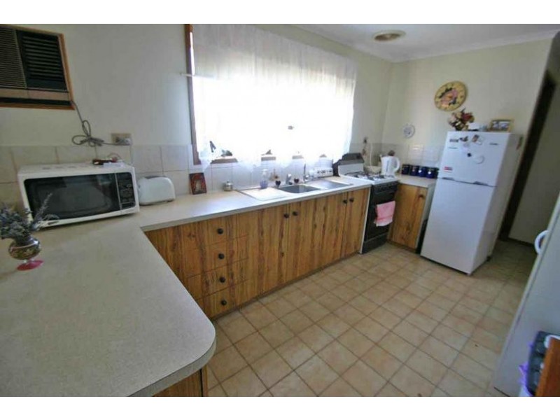 32 Hewitt Street, Ararat VIC 3377