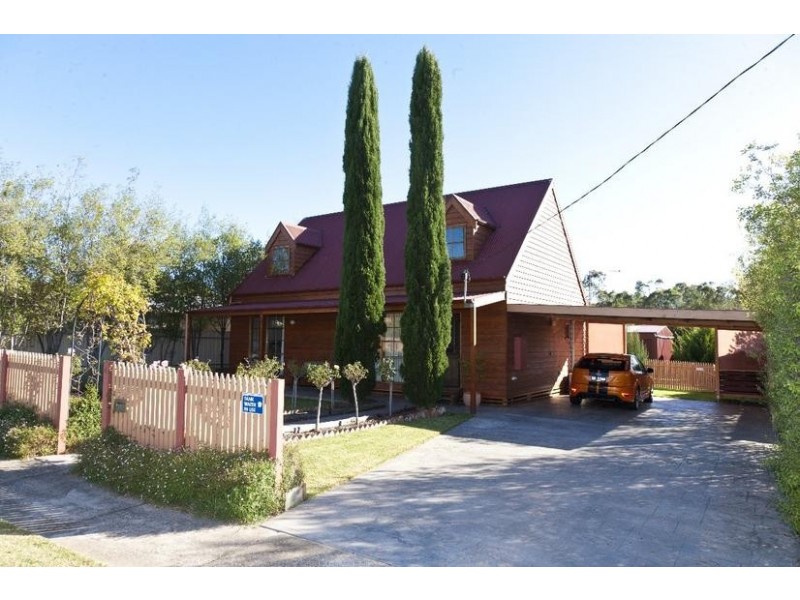 4 Kneale Street, Ararat VIC 3377