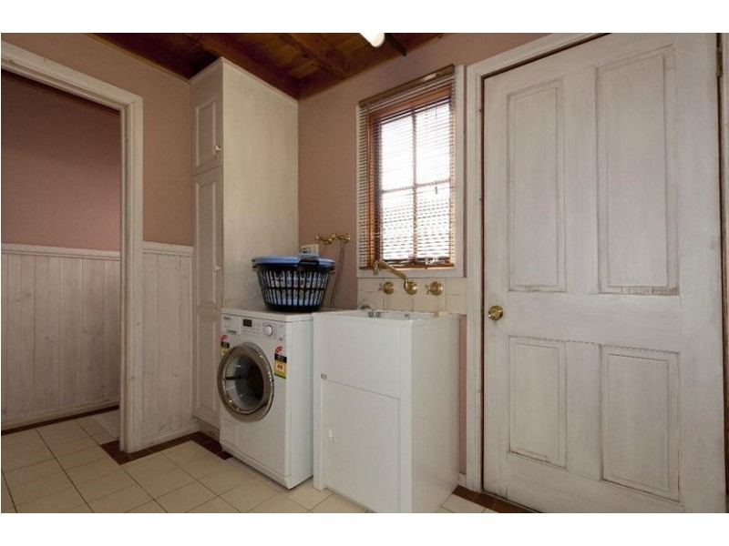 4 Kneale Street, Ararat VIC 3377