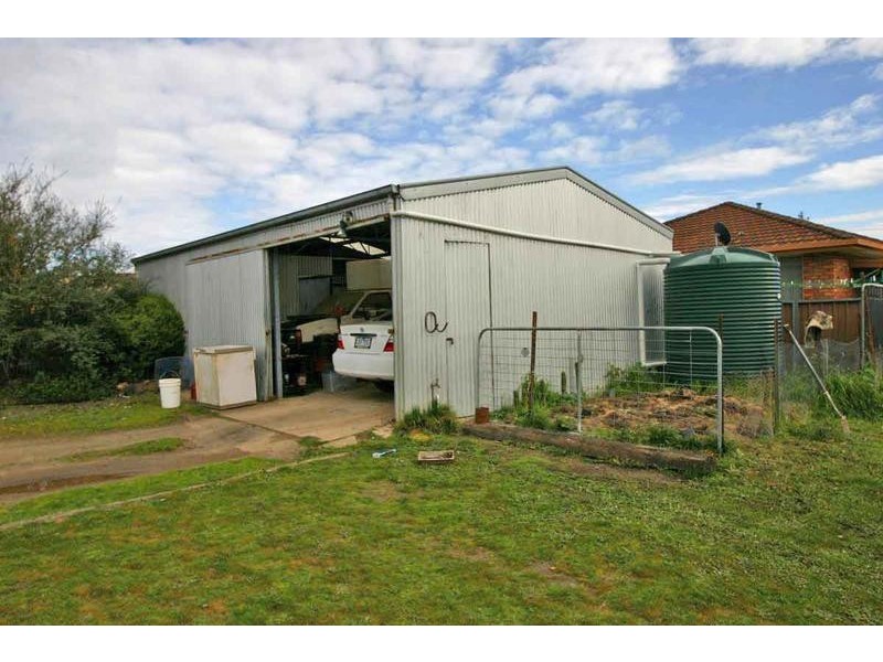 17 Tuson Street, Ararat VIC 3377