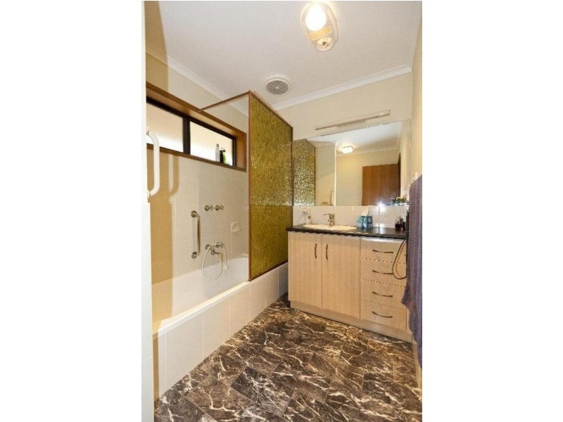 12 Kimbarra Court, Ararat VIC 3377