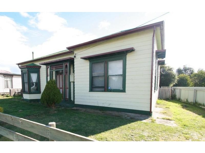 39 Fay Street, Ararat VIC 3377