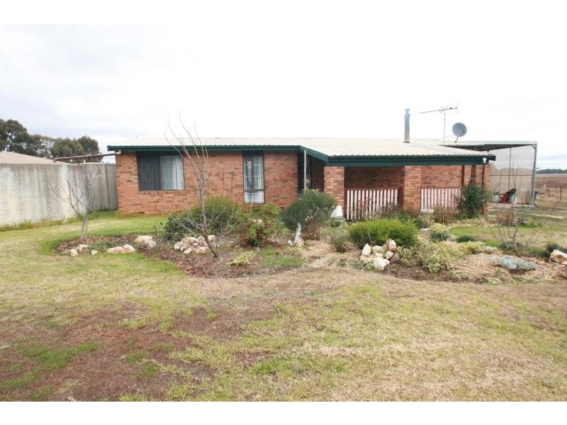 5 Bains Road, Navarre VIC 3384