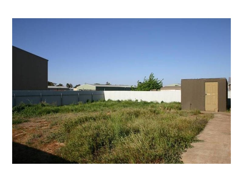 Lot 9, 8 McGibbony Street East, Ararat VIC 3377