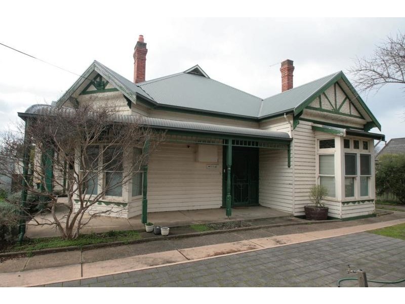 42 Albert Street, Ararat VIC 3377