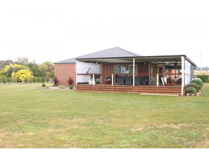 11 Burke Road, Ararat VIC 3377