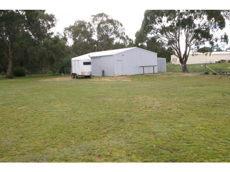 11 Burke Road, Ararat VIC 3377