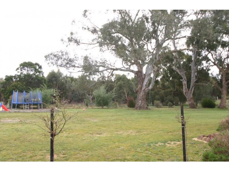 11 Burke Road, Ararat VIC 3377