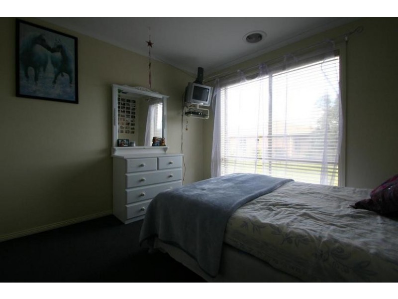 11 Burke Road, Ararat VIC 3377