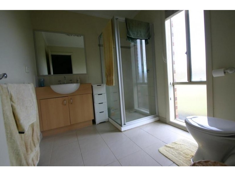 11 Burke Road, Ararat VIC 3377