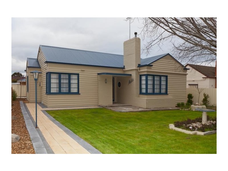 10 Baird Street, Ararat VIC 3377