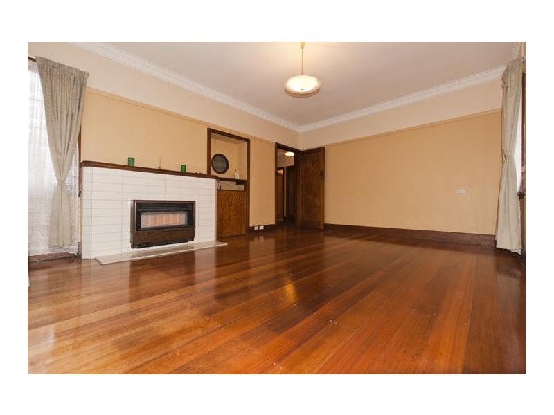 10 Baird Street, Ararat VIC 3377