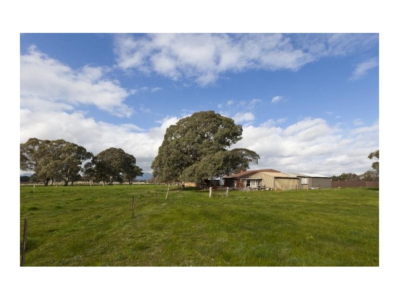 41 Warrak Road, Ararat VIC 3377
