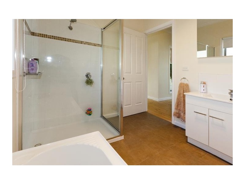 10 Henderson Street, Ararat VIC 3377