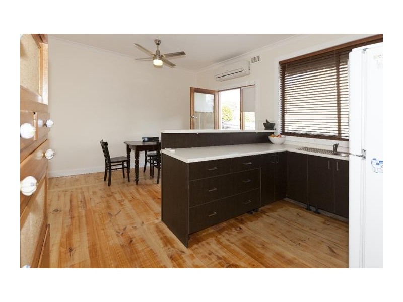 10 Henderson Street, Ararat VIC 3377