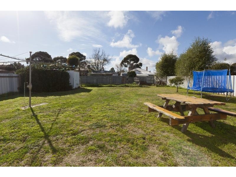 5 Best Street, Ararat VIC 3377