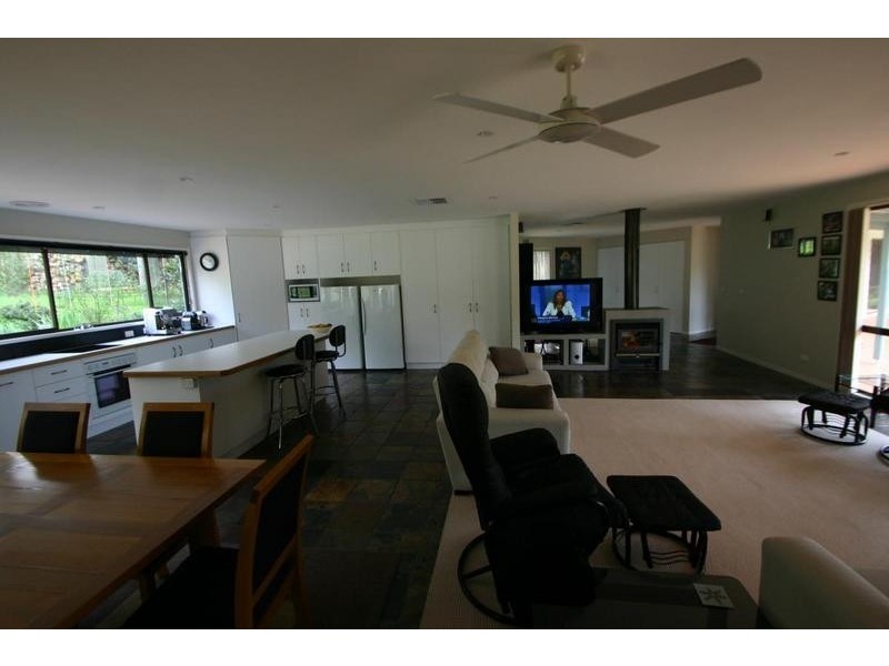 11 Matthews Place, Ararat VIC 3377