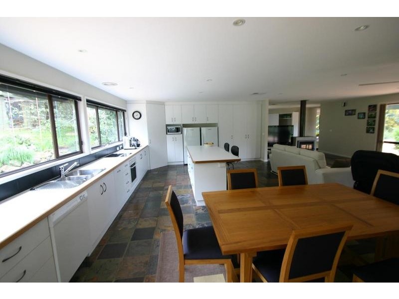 11 Matthews Place, Ararat VIC 3377