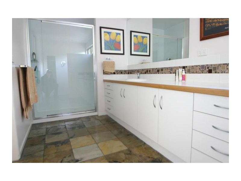 11 Matthews Place, Ararat VIC 3377