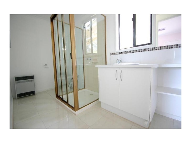 11 Matthews Place, Ararat VIC 3377