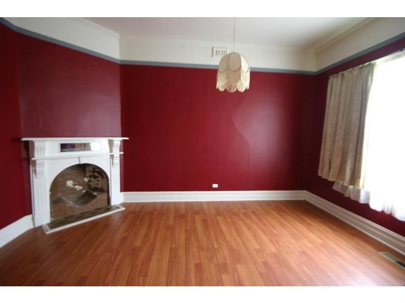 84 Moore Street, Ararat VIC 3377