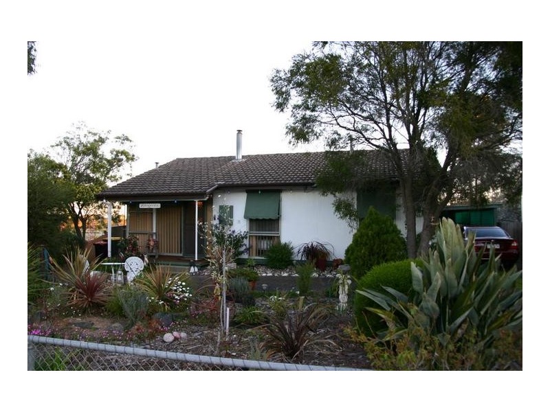 18 Marx Crescent, Ararat VIC 3377