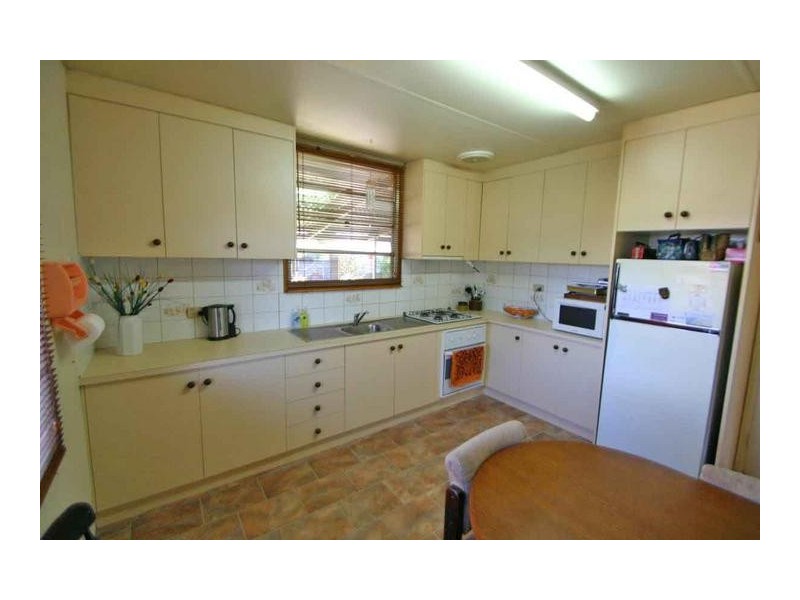 18 Marx Crescent, Ararat VIC 3377