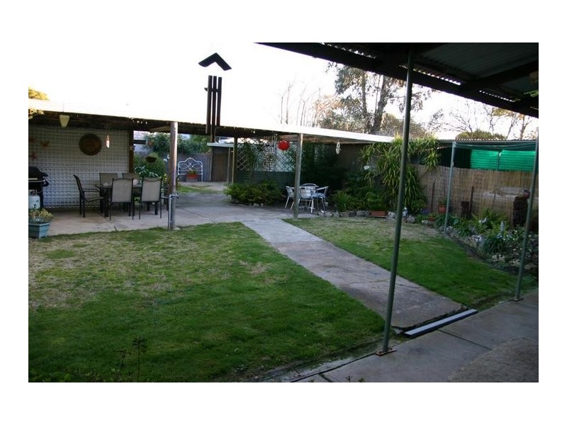 18 Marx Crescent, Ararat VIC 3377