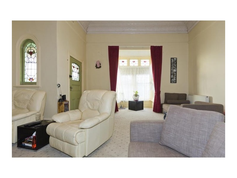 42 Albert Street, Ararat VIC 3377