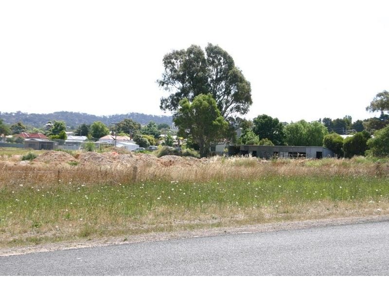 6A Baird Street, Ararat VIC 3377