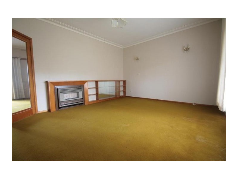 44 Churchill Avenue, Ararat VIC 3377