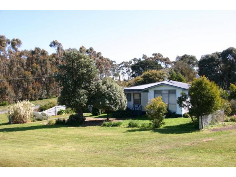 27 Johnstone Street, Wickliffe VIC 3379