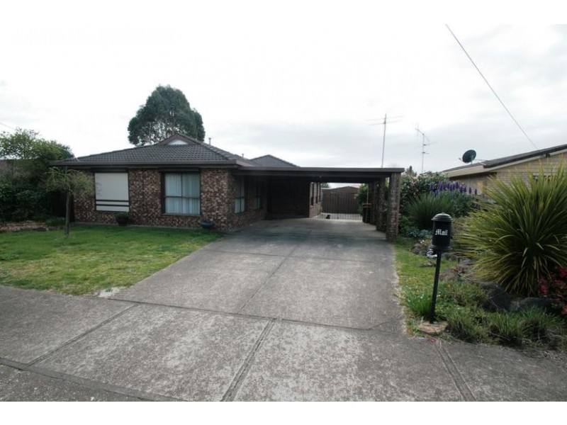 14 Ellerker Avenue, Ararat VIC 3377