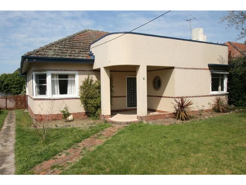 8 Vincent Street, Ararat VIC 3377