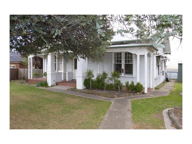 2 High Street, Ararat VIC 3377