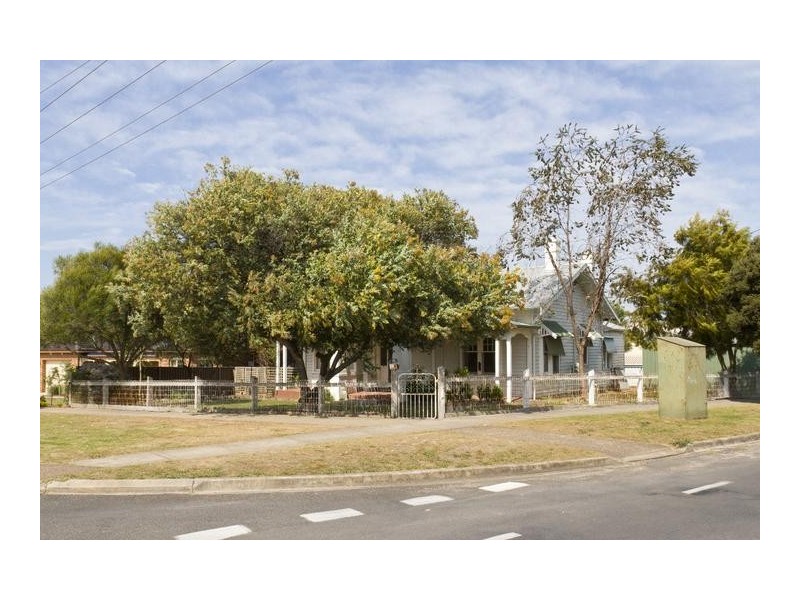 2 High Street, Ararat VIC 3377