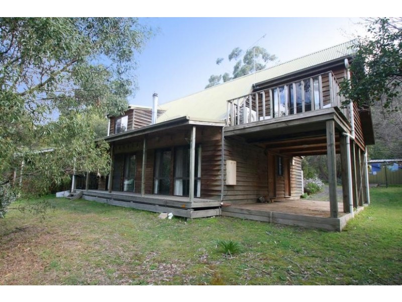 4 Thompson Road, Halls Gap VIC 3381