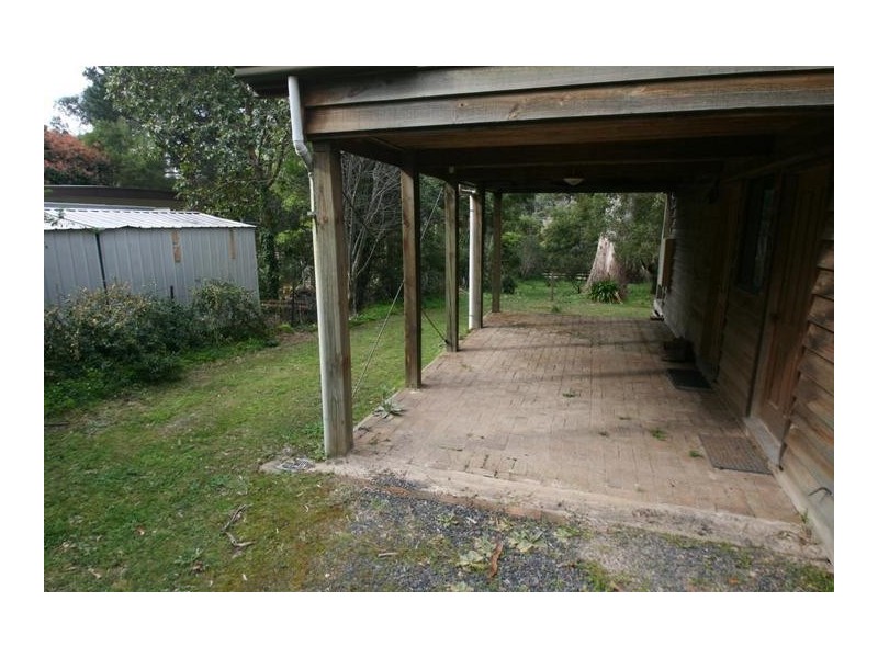 4 Thompson Road, Halls Gap VIC 3381