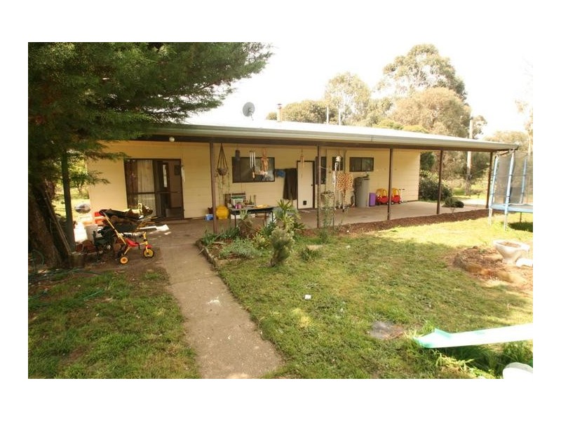 19 Blind Creek Road, Elmhurst VIC 3469