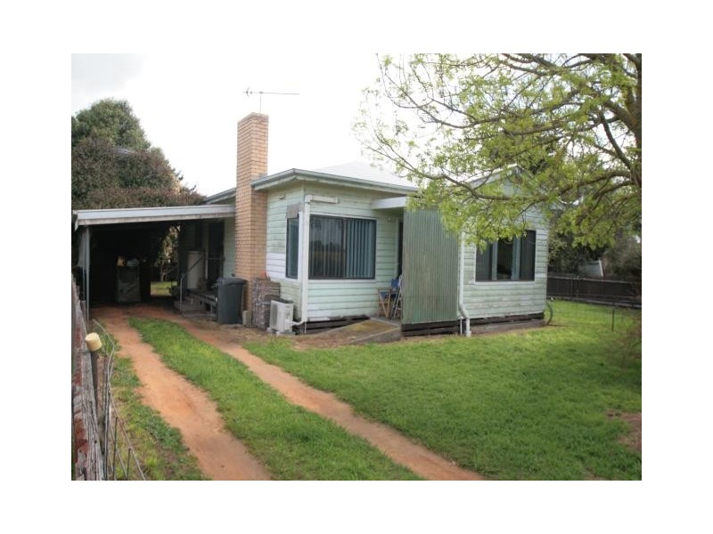 49 Grahams Road, Lake Bolac VIC 3351