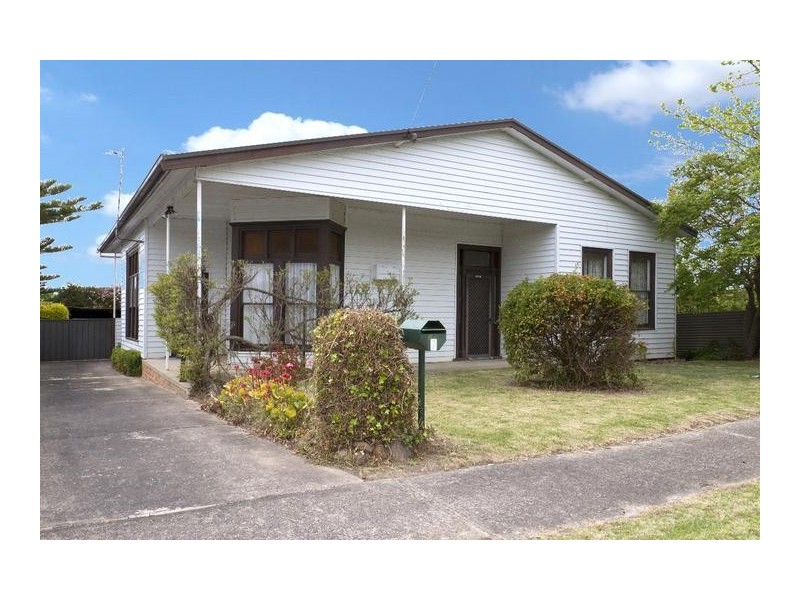 7 Coad Street, Ararat VIC 3377
