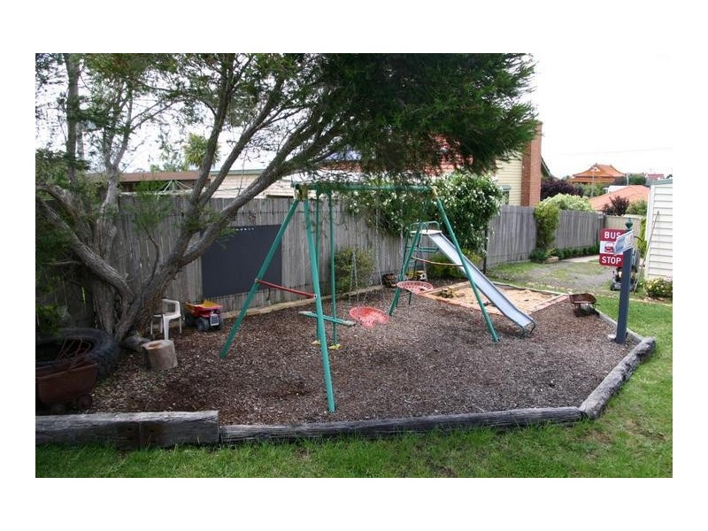 17 Wilmot Street, Ararat VIC 3377